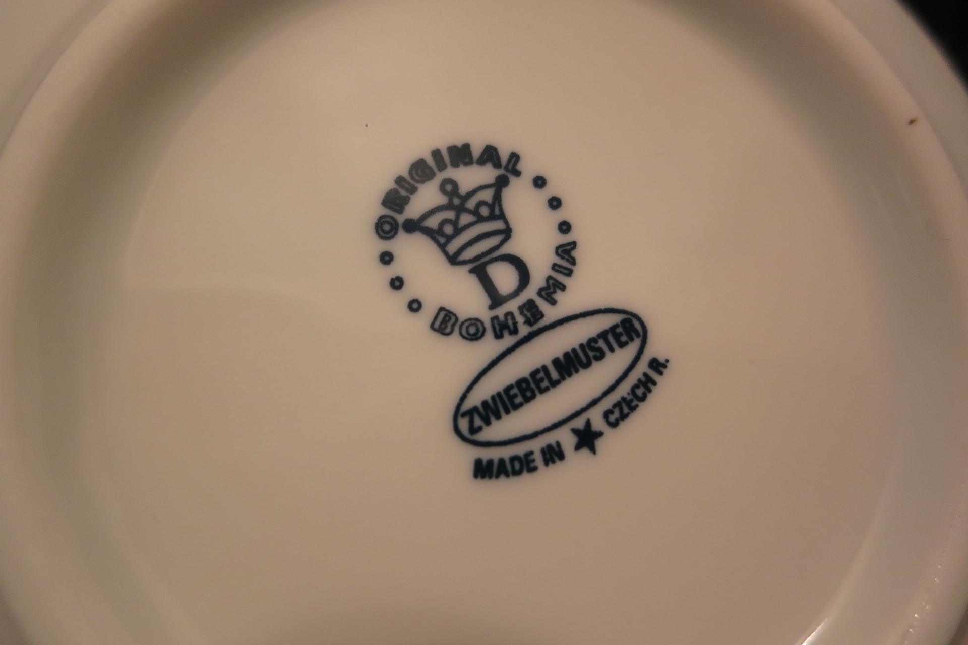 チェコマイセンを買った話 ～プラハの旅: しろくまなまいにち。